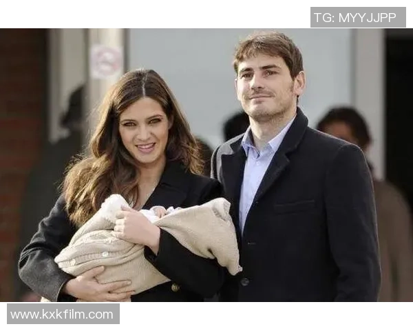 足球球星背后的女人们揭秘:这些太太们的身份和故事你知道吗